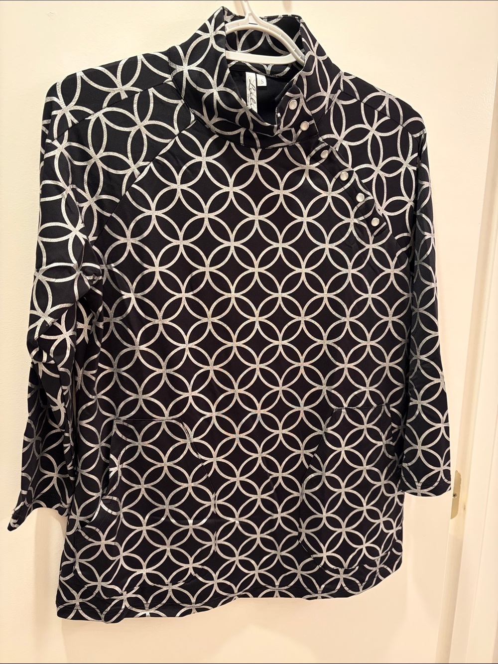 Lulu-B Black and Silver Metallic Long Sleeve Mock Neck Top..Size S
